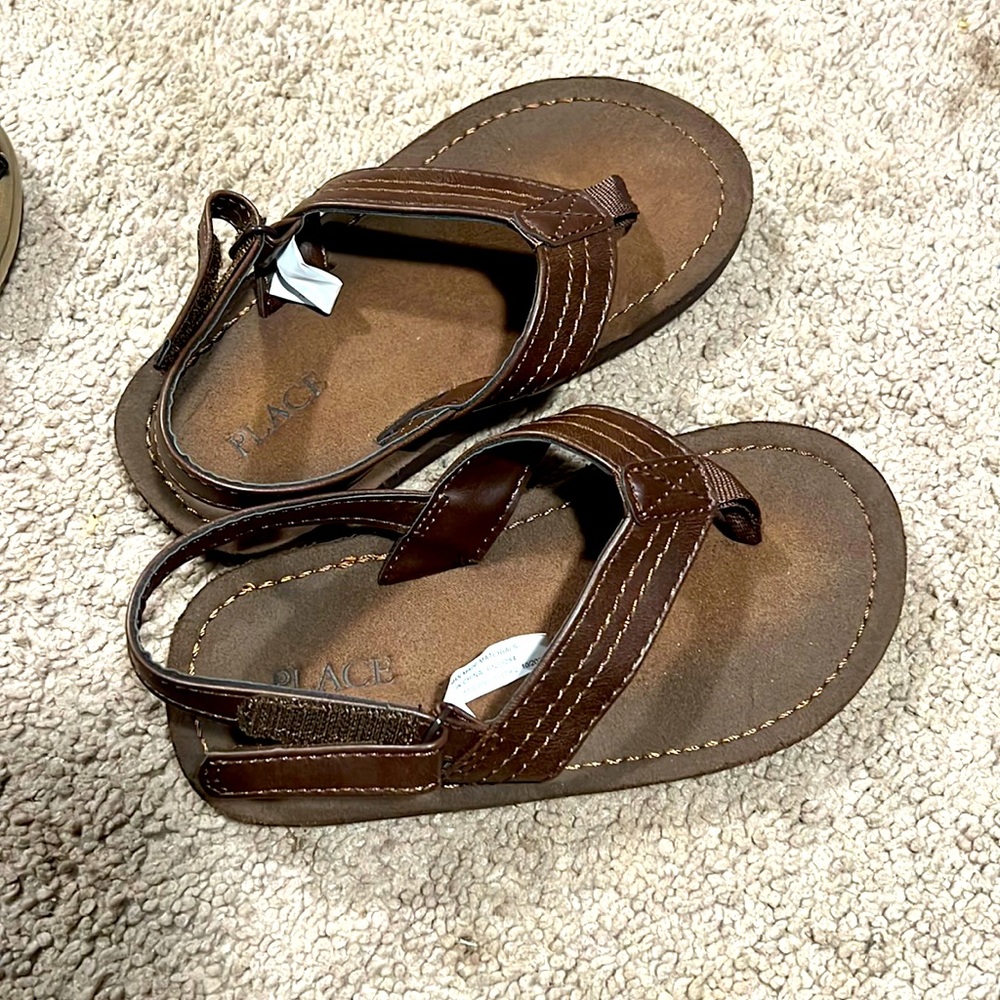 Flip flops 10/11 boys
